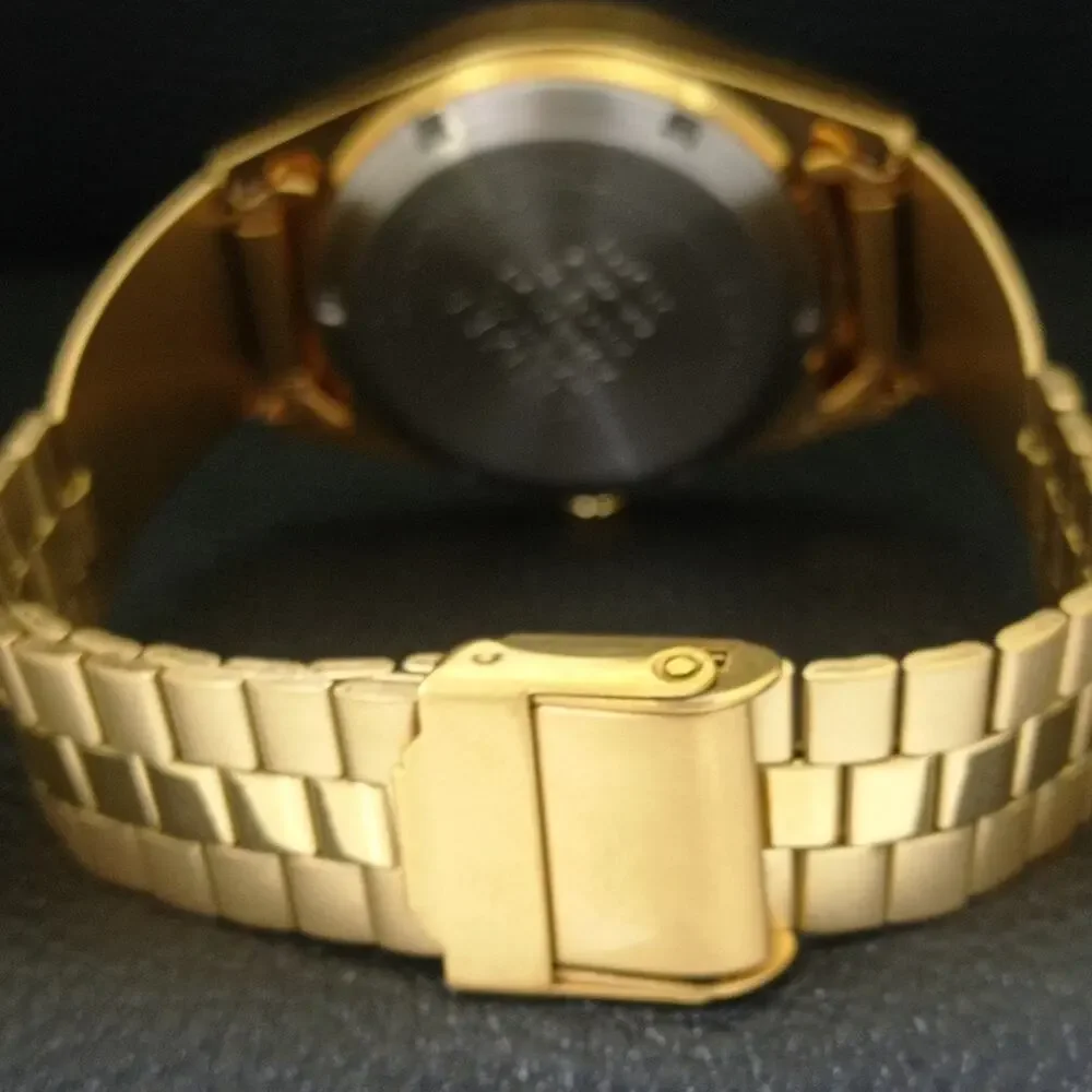 Vintage 1983 Citizen Automatic Mens Gold Watch W/daydate & Red accents